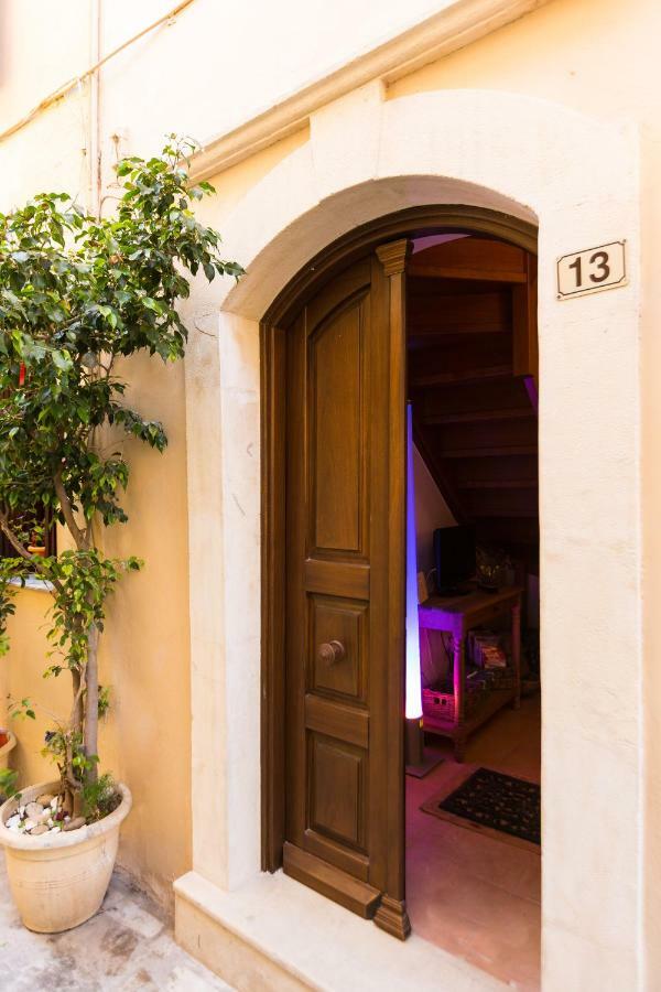 Anastasia'S Venetian House 罗希姆诺 外观 照片